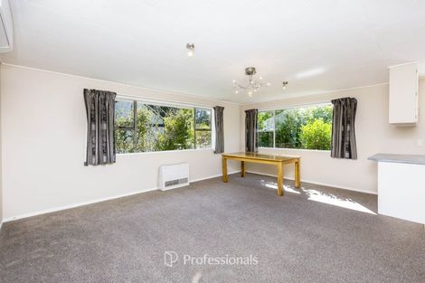 Photo of property in 4/462 Stokes Valley Road, Stokes Valley, Lower Hutt, 5019