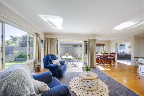 Photo of property in 6 Palliser Place, Poraiti, Napier, 4112