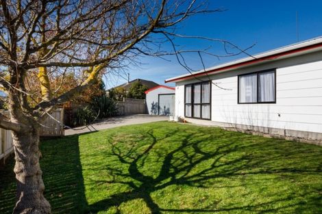Photo of property in 27 Tiller Close, Kelvin Grove, Palmerston North, 4414