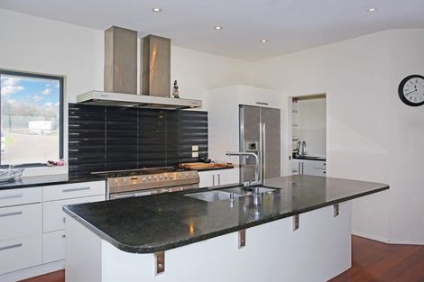 Photo of property in 11 Sanctuary Drive, Glenbrook, Waiuku, 2681