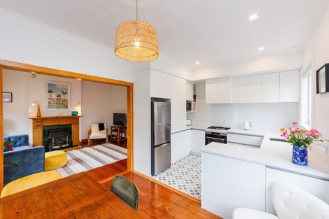 Photo of property in 11 Palm Avenue, Hokowhitu, Palmerston North, 4410