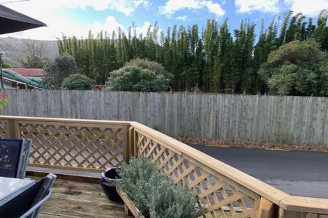 Photo of property in 27 Waiwera Place, Waiwera, Orewa, 0994