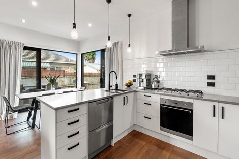 Photo of property in 112 Brookfield Street, Hamilton East, Hamilton, 3216