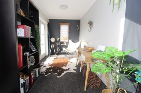 Photo of property in 10 Studholme Street, Waimate, 7924