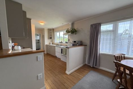 Photo of property in 10 Sussex Street, Picton, 7220
