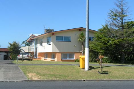 Photo of property in 223 Forrest Hill Road, Forrest Hill, Auckland, 0620