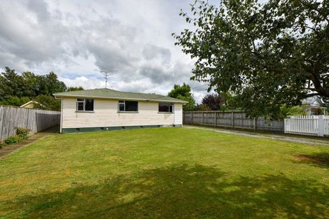 Photo of property in 44 Wyndham Street, Carterton, 5713