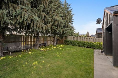 Photo of property in 2 Clover Lane, Lake Hayes, Queenstown, 9304