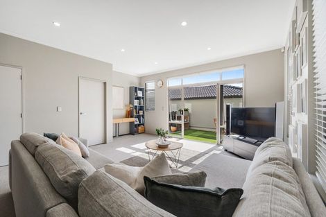 Photo of property in 131 Baverstock Road, Flat Bush, Auckland, 2016