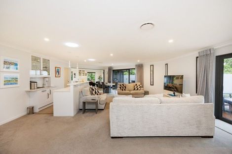Photo of property in 27 Titoki Street, Palmerston North, 4414