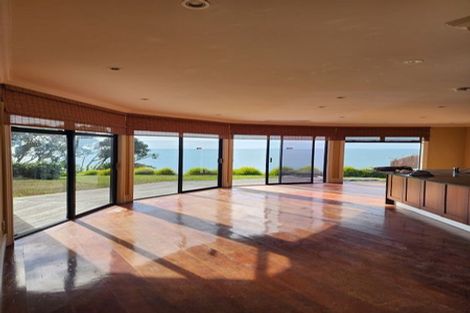 Photo of property in 26 Sharon Road, Waiake, Auckland, 0630