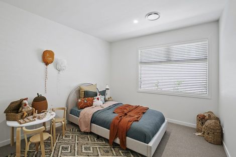 Photo of property in 63 Mangorei Road, Strandon, New Plymouth, 4312