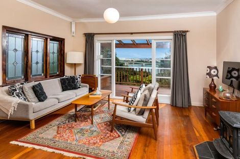 Photo of property in 20 Marae Road, Greenhithe, Auckland, 0632