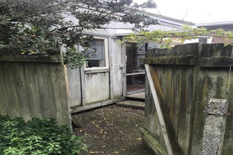 Photo of property in 94 Tannadyce Street, Strathmore Park, Wellington, 6022