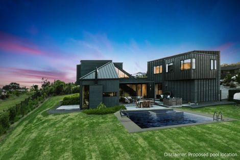 Photo of property in 11 Laguna Place, Matakatia, Whangaparaoa, 0930