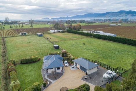 Photo of property in 131 Teapot Valley Road, Brightwater, 7091