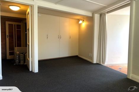 Photo of property in 108 Oriental Parade, Oriental Bay, Wellington, 6011