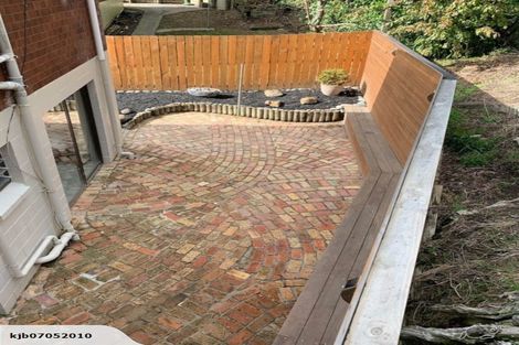 Photo of property in 1/18 Glenwood Avenue, Birkenhead, Auckland, 0626