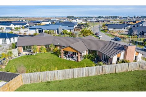 Photo of property in 6 Te Waihora Street, Pegasus, 7612