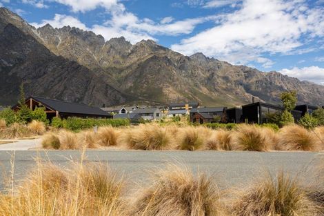 Photo of property in 41 Cappie Drive, Jacks Point, Queenstown, 9371