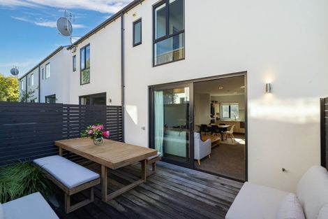 Photo of property in 2/17 Salisbury Street, Christchurch Central, Christchurch, 8013