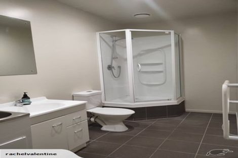 Photo of property in 91a Cook Street, Marfell, New Plymouth, 4310