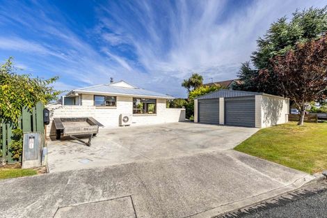 Photo of property in 8 Merlin Place, Gore, 9710