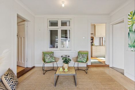 Photo of property in 11 Hyderabad Road, Marewa, Napier, 4110