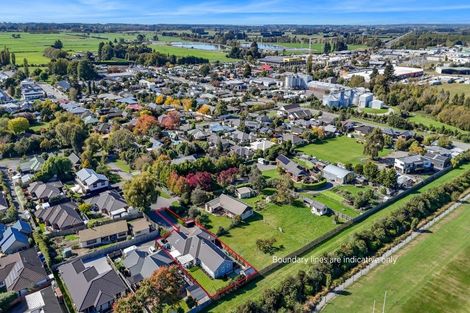 Photo of property in 8 Highfield Lane, Rangiora, 7400