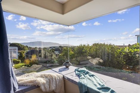 Photo of property in 15 Pine Ridge Terrace, Waikanae Beach, Waikanae, 5036