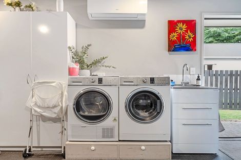 Photo of property in 6 Stonebridge Park Drive, Holdens Bay, Rotorua, 3010