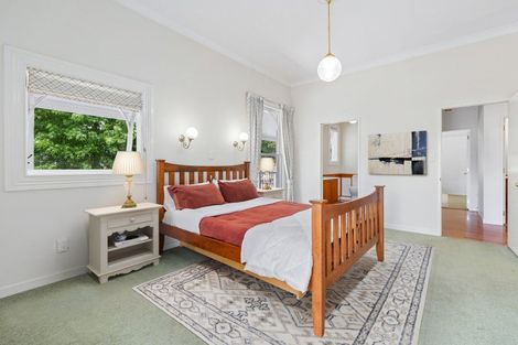 Photo of property in 10 The Close, Greenhithe, Auckland, 0632