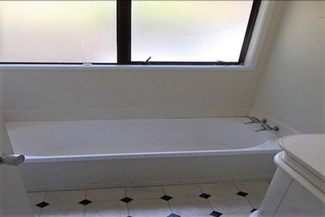 Photo of property in 45 Virgo Place, Glen Eden, Auckland, 0602