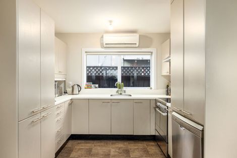 Photo of property in 390 Keyes Road, New Brighton, Christchurch, 8083