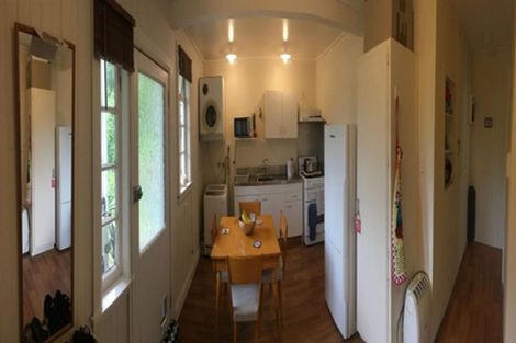 Photo of property in 11 Plunket Street, Kelburn, Wellington, 6012