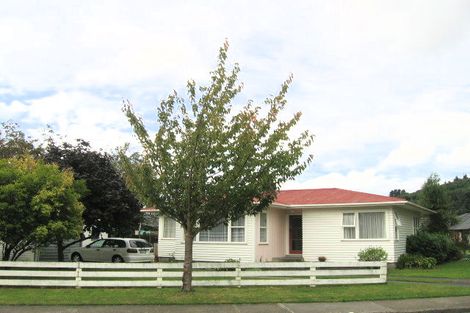 Photo of property in 14 Mountbatten Grove, Clouston Park, Upper Hutt, 5018