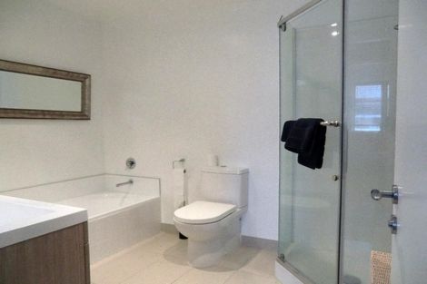 Photo of property in 144a Holly Road, St Albans, Christchurch, 8014