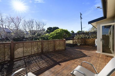 Photo of property in 426 South Road, Omata, New Plymouth, 4374