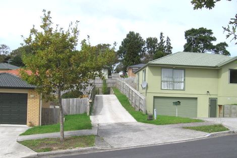 Photo of property in 28 Hewlett Road, Massey, Auckland, 0614