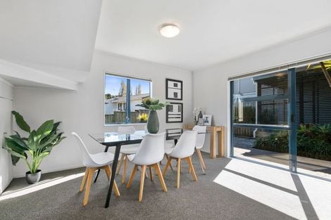 Photo of property in 2/69a Chivalry Road, Glenfield, Auckland, 0629