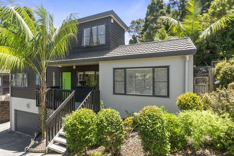 Photo of property in 1/27 Holdaway Avenue, Northcote, Auckland, 0627