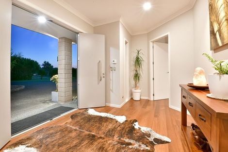 Photo of property in 10 Joblin Road, Wainui, Silverdale, 0994