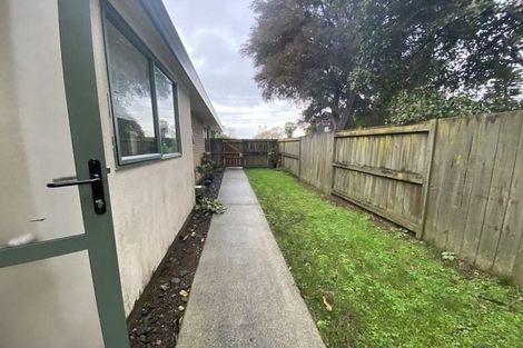 Photo of property in 2 Portrush Lane, Takanini, 2112