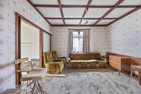 Photo of property in 20 Gladstone Street, Hawera, 4610