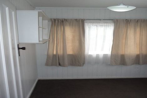 Photo of property in 60 Aroha Avenue, Sandringham, Auckland, 1025