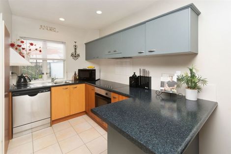 Photo of property in 75 Winery Way, Henderson, Auckland, 0612