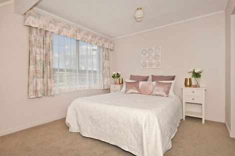 Photo of property in 102 Hatea Drive, Regent, Whangarei, 0112