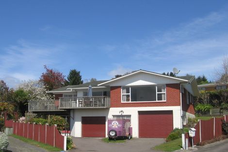 Photo of property in 28 Raniera Place, Springfield, Rotorua, 3015