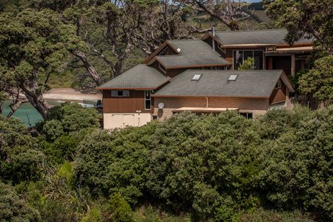 Photo of property in 356 Rockell Road, Whananaki, Hikurangi, 0181