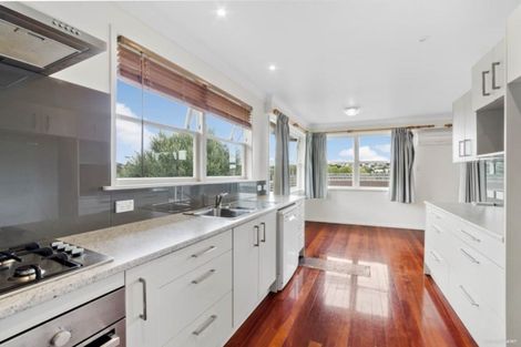 Photo of property in 1/45 Velma Road, Hillcrest, Auckland, 0627